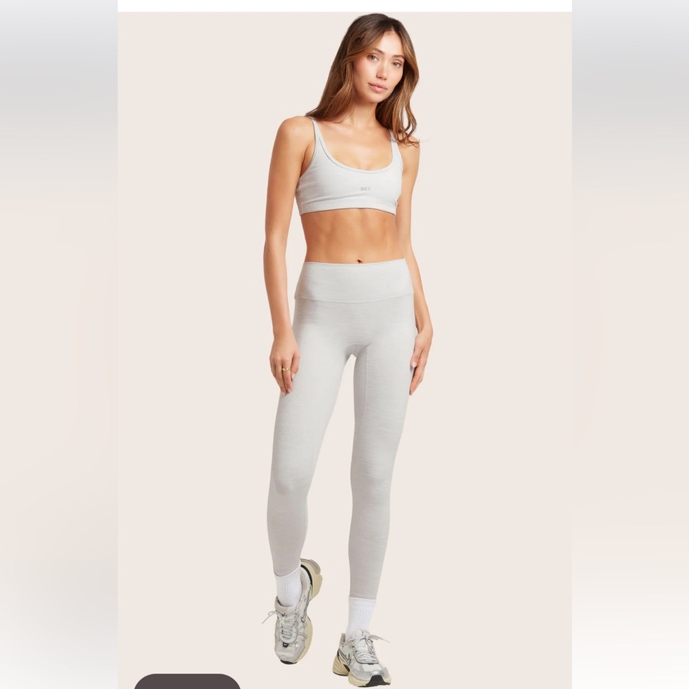 Set Active NWT Formcloud Cloud Leggings in Heather Gray size Small